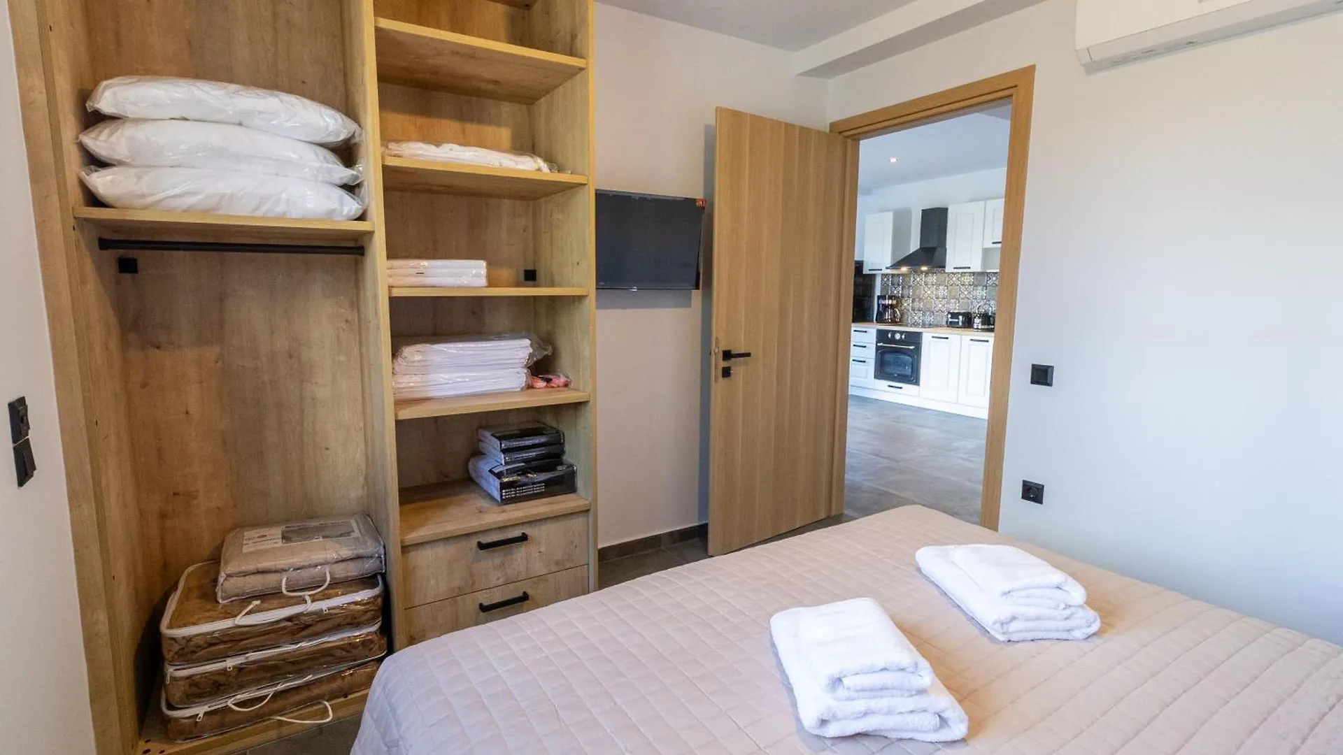 Pecora Nera Apartments Lixouri