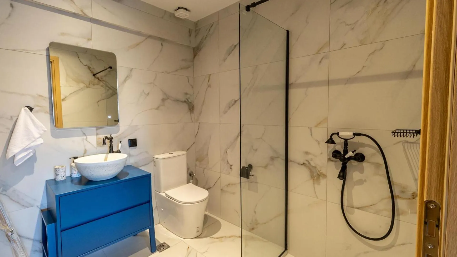Pecora Nera Apartments Lixouri