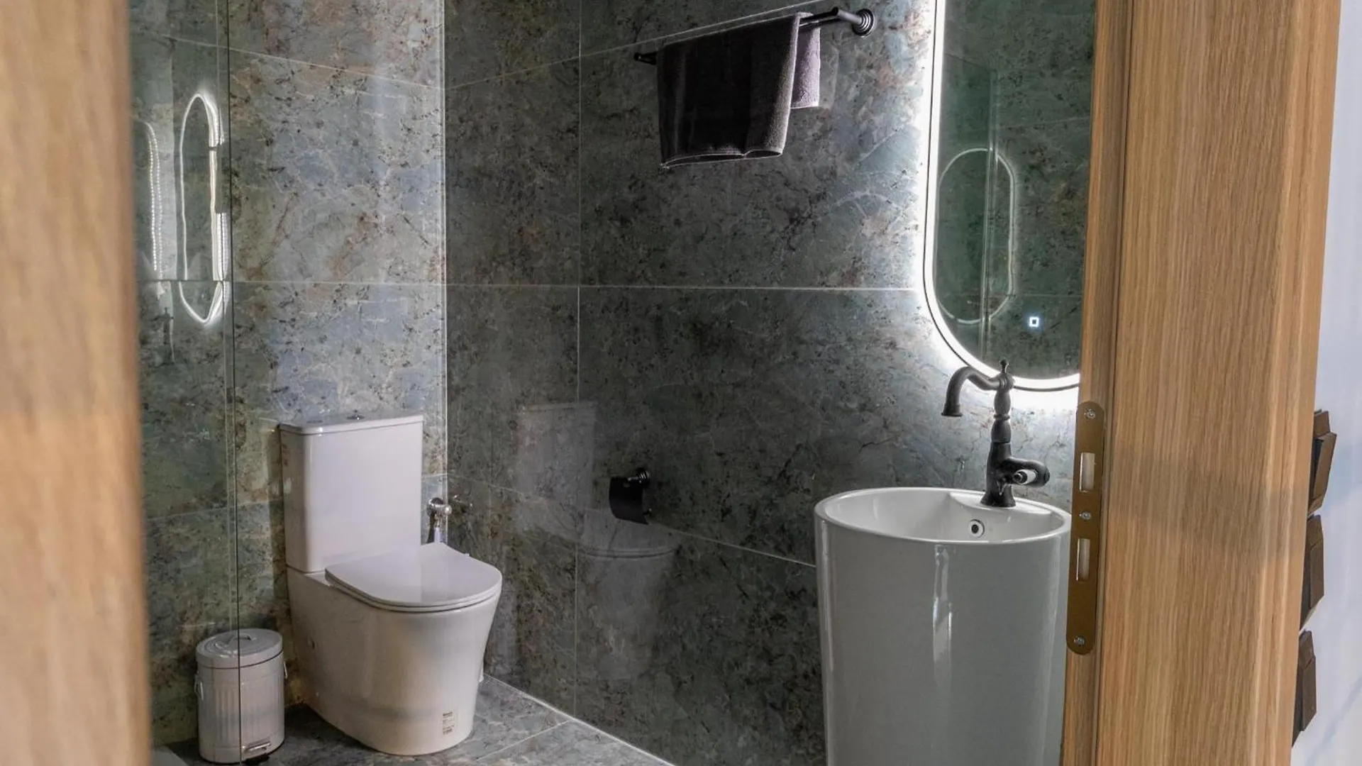 Pecora Nera Apartments Lixouri