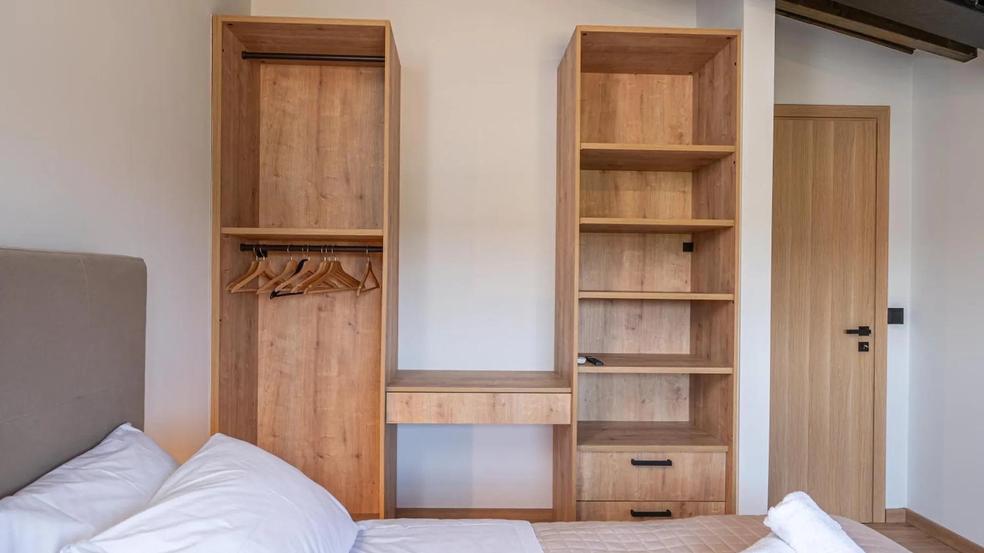 Pecora Nera Apartments Lixouri
