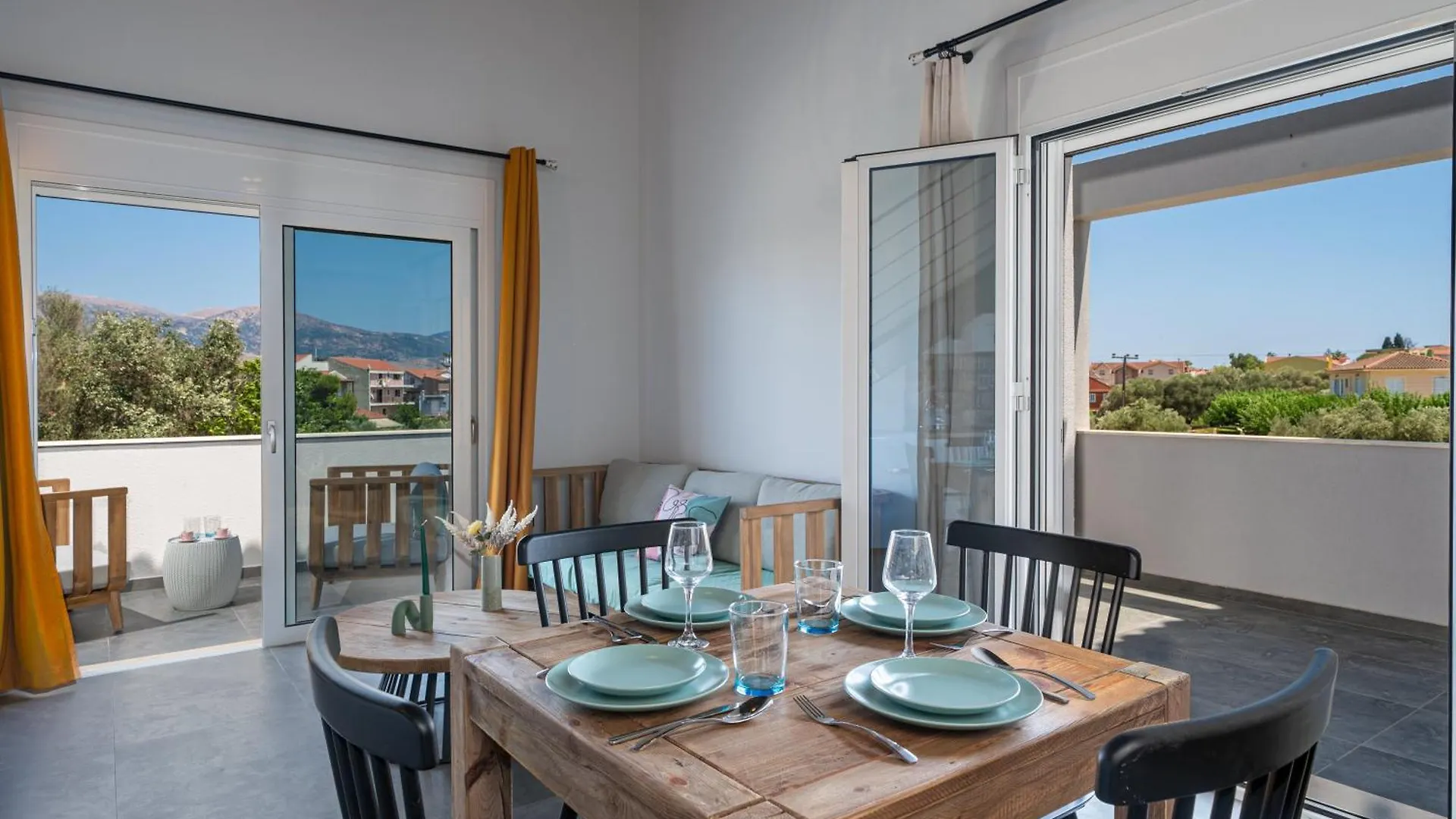 Pecora Nera Apartments Lixouri