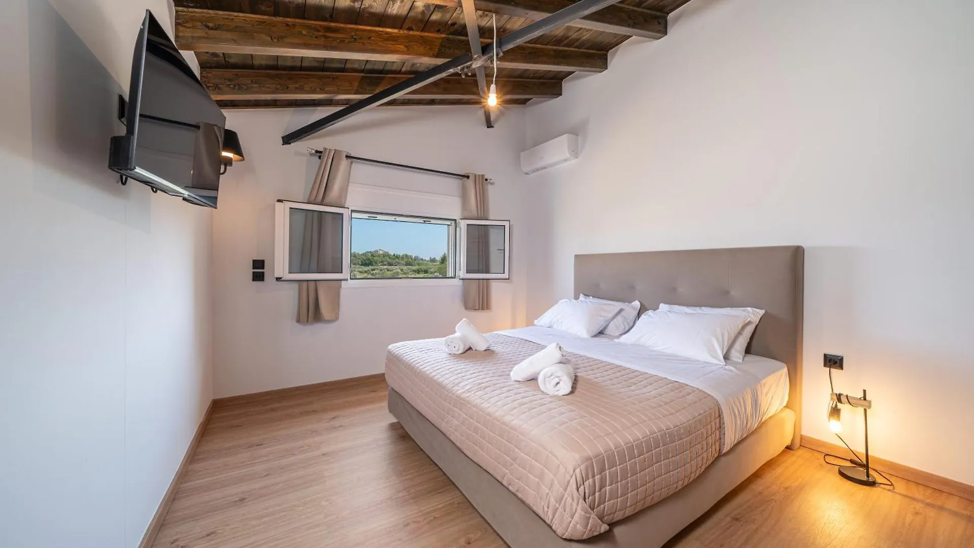 Pecora Nera Apartments Lixouri