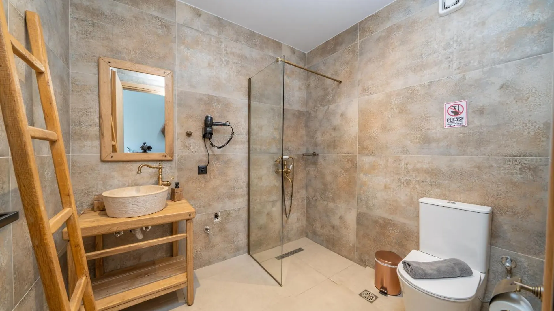 Pecora Nera Apartments Lixouri
