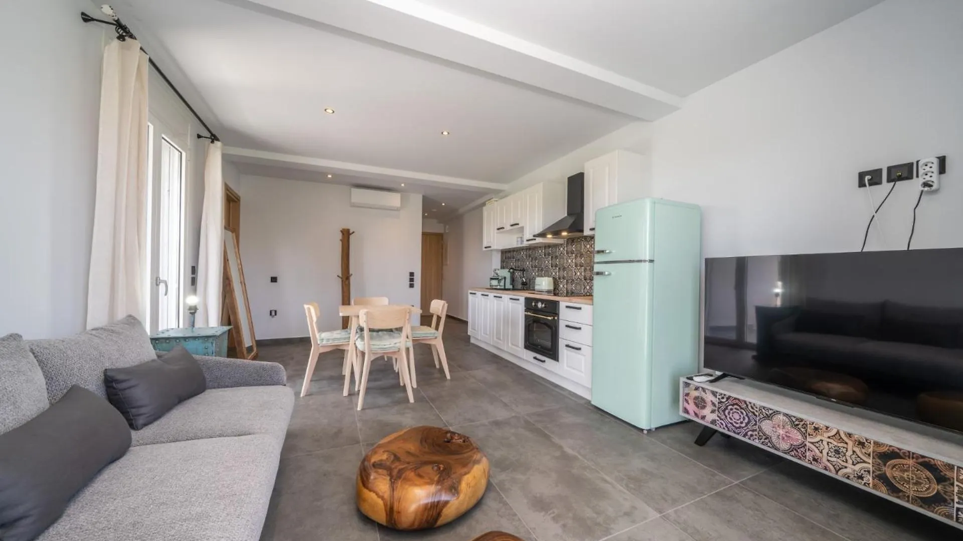 Pecora Nera Apartments Lixouri