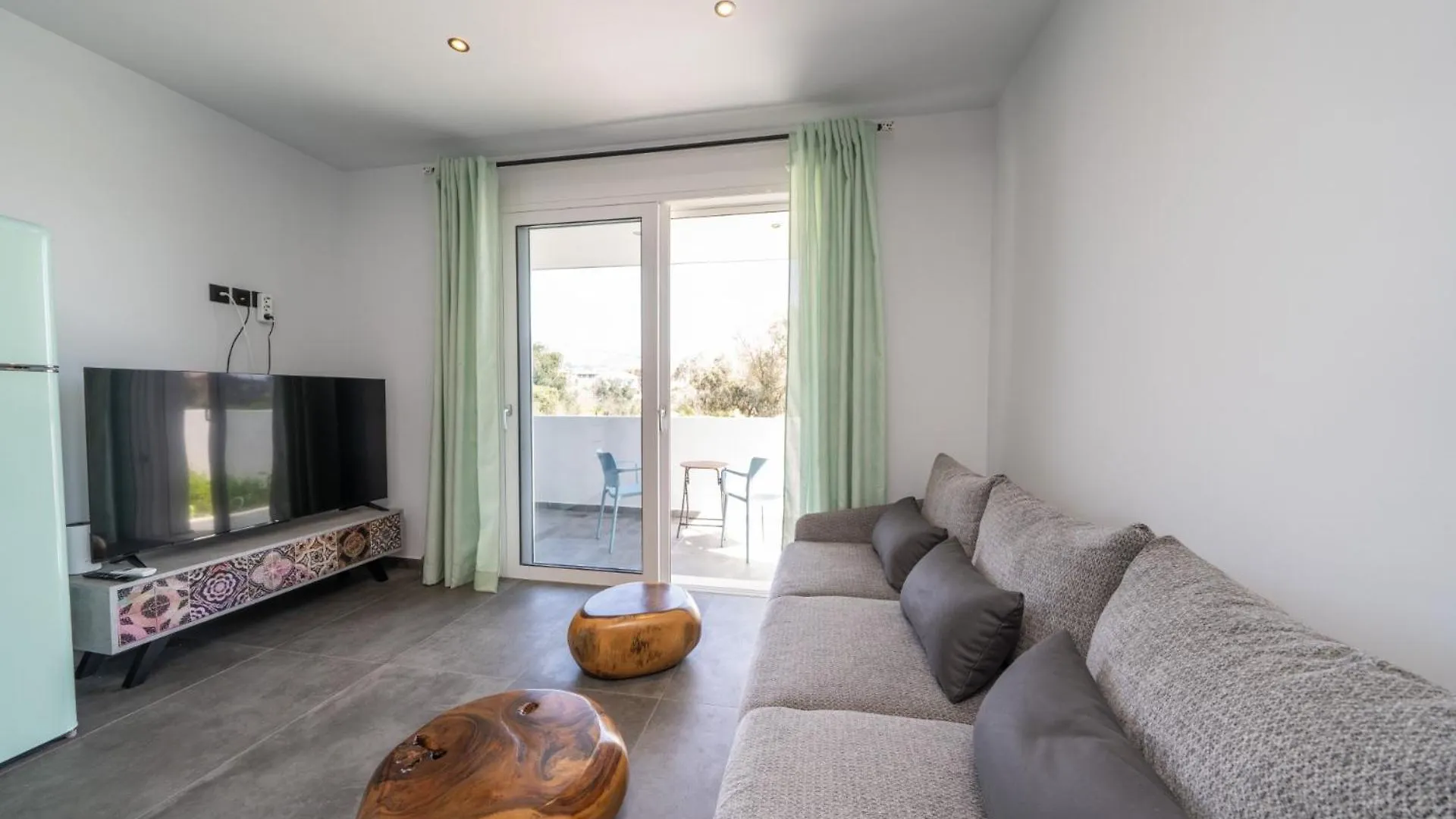 Pecora Nera Apartments Lixouri Greece
